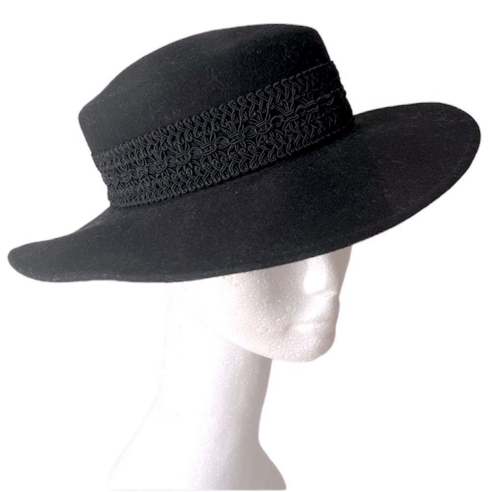 Vintage Bollman Doeskin Felt 100% Wool Hat Fedora Black Embroidered Band